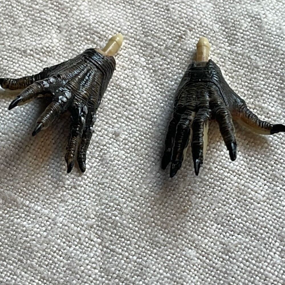 Predator plastic Hot Toys replacement hands military